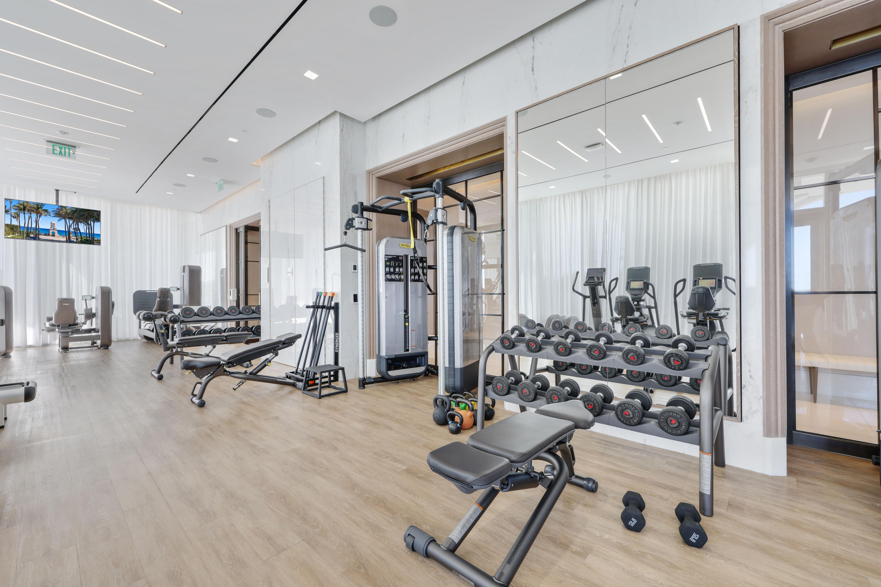 BRISTOL CONDO - Residential