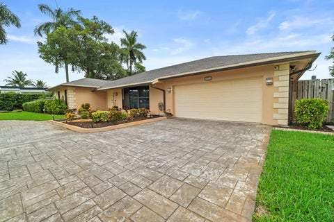 Tiny photo for 2409 SW 27th Avenue, Fort Lauderdale, FL 33312 (MLS # B26046120)