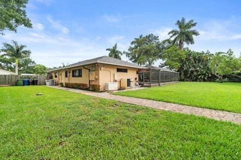 Tiny photo for 2409 SW 27th Avenue, Fort Lauderdale, FL 33312 (MLS # B26046120)