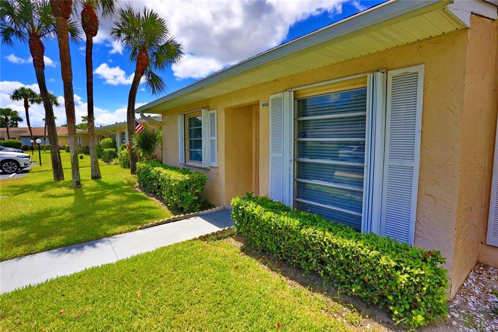 BOCA LAKES - Residential