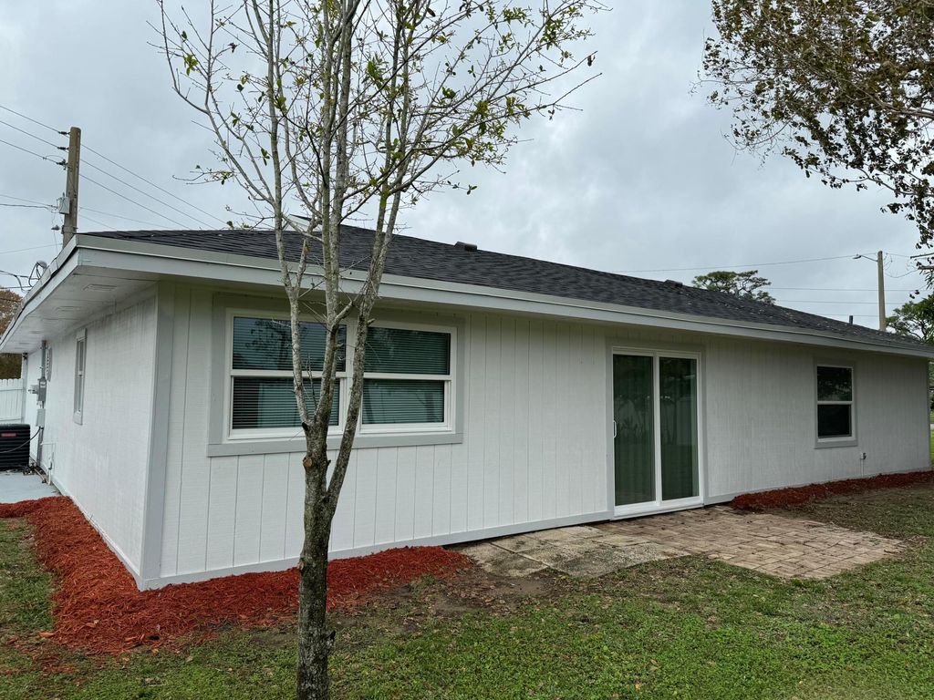 Photo of 747 E Prima Vista Boulevard, Port Saint Lucie, FL 34952 (MLS # B26010891)
