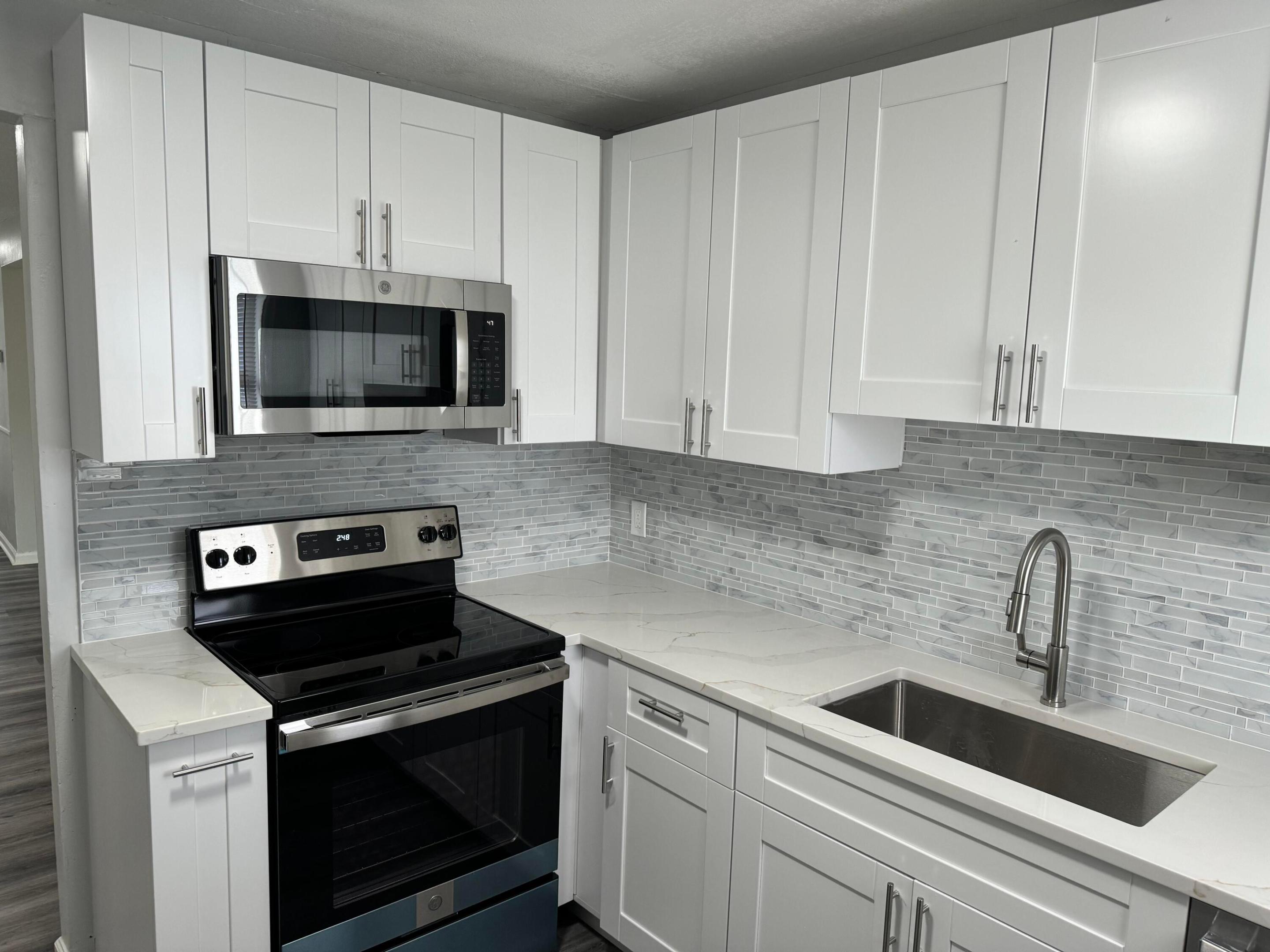 RIVER PARK UNIT 3 - Residential