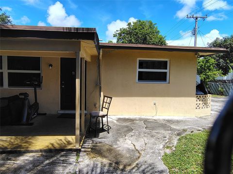 641 NE 37th St Deerfield Beach FL 33064