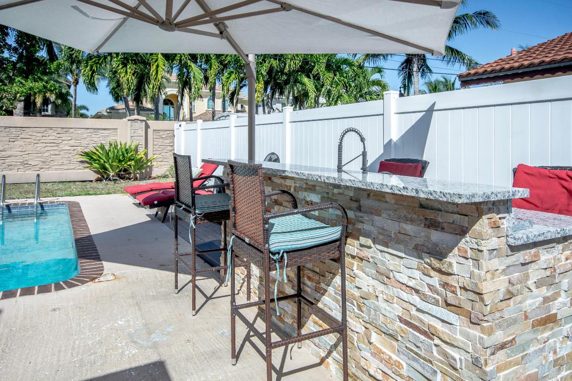 JUNO ISLES 3 - Residential Lease