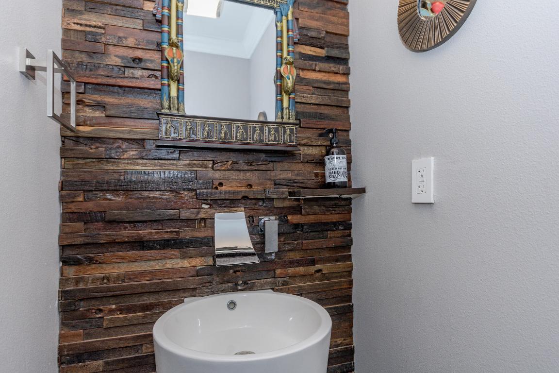 JUNO ISLES 3 - Residential Lease