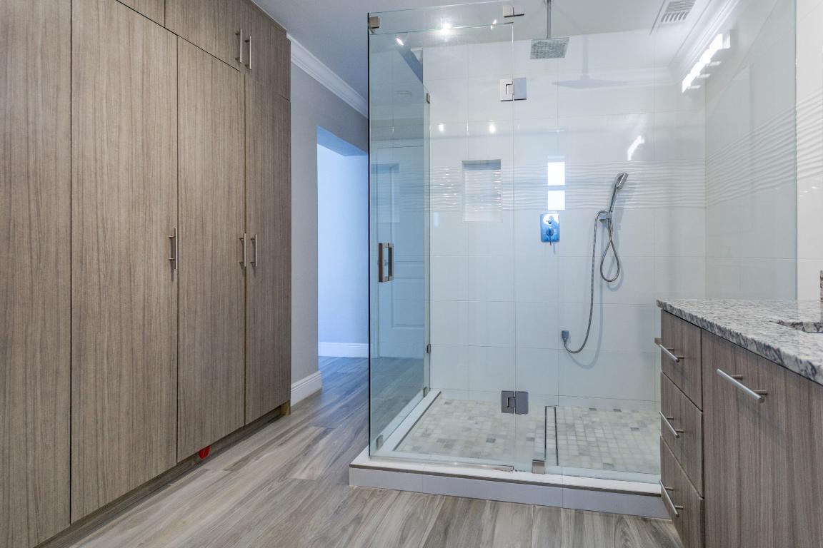 JUNO ISLES 3 - Residential Lease