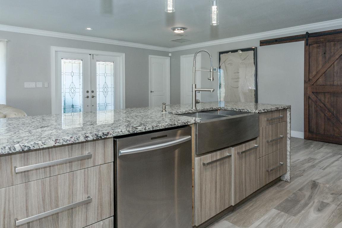 JUNO ISLES 3 - Residential Lease