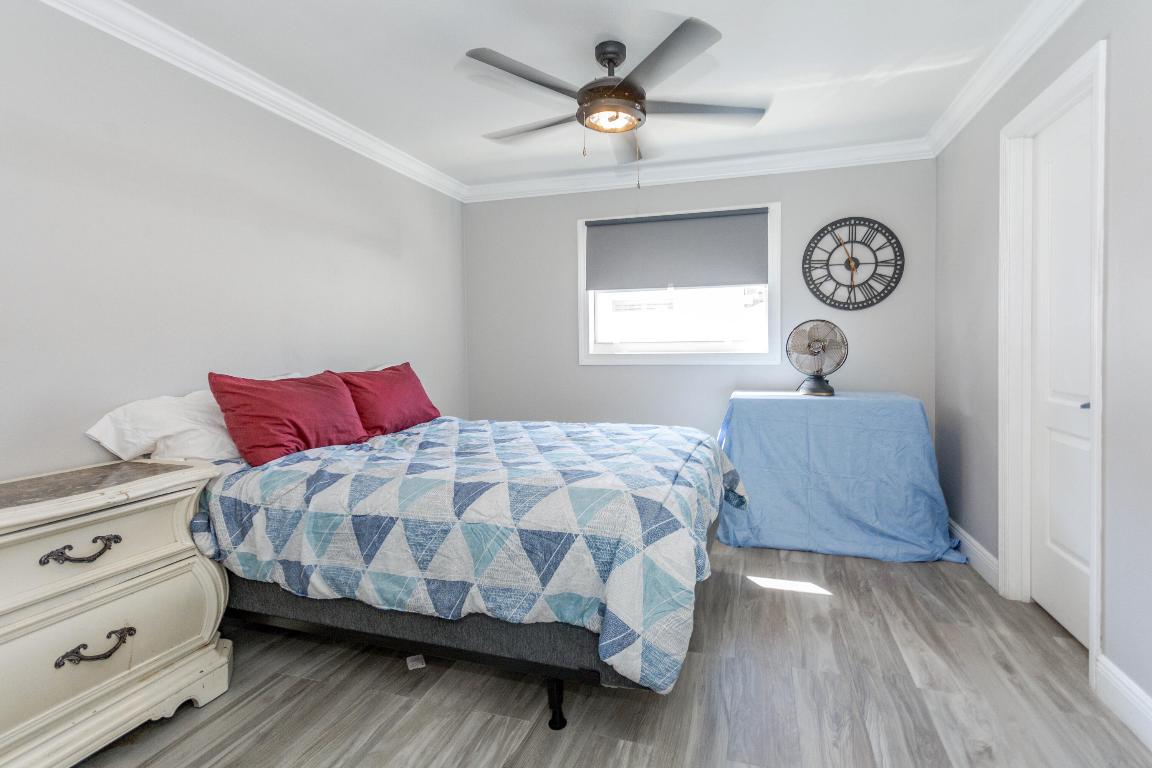 JUNO ISLES 3 - Residential Lease