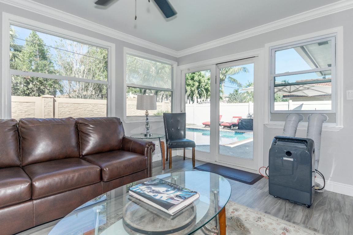 JUNO ISLES 3 - Residential Lease