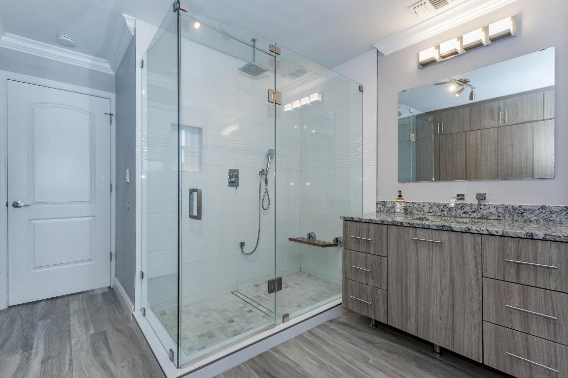 JUNO ISLES 3 - Residential Lease