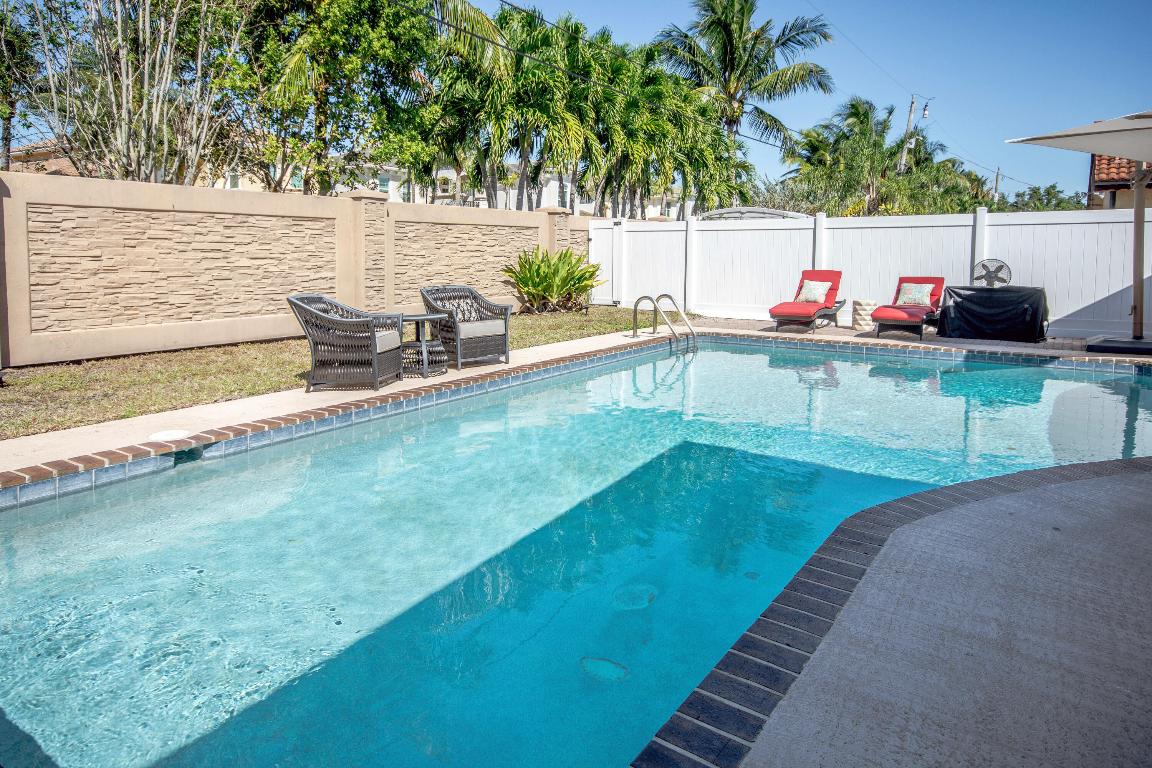 JUNO ISLES 3 - Residential Lease