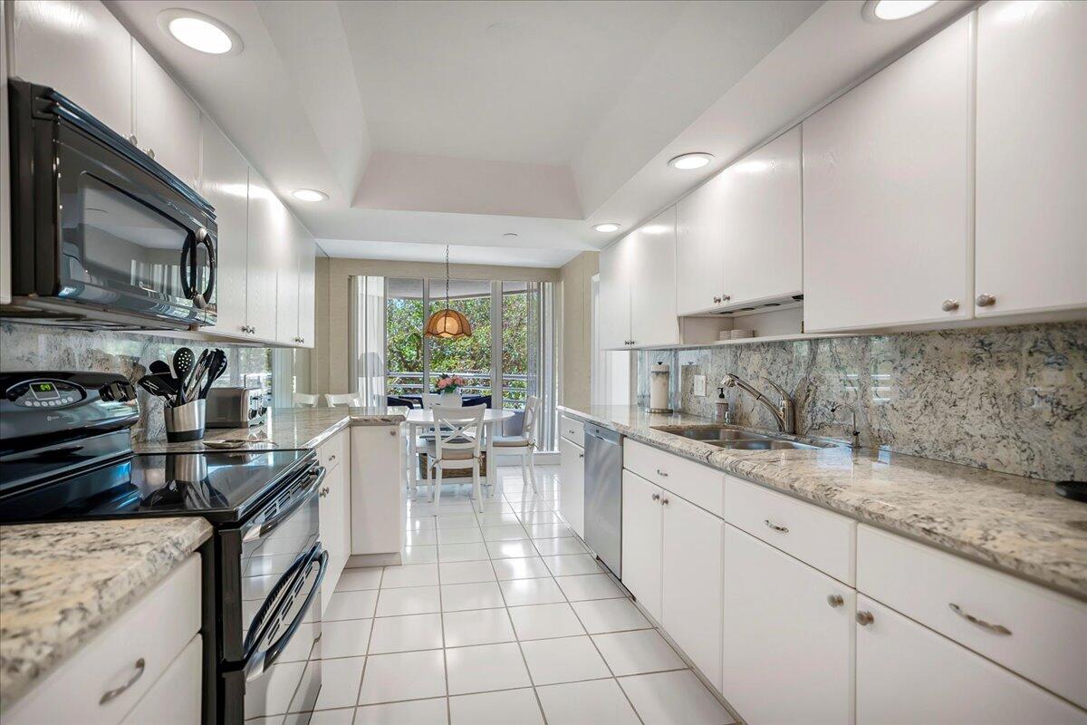 SEA RANCH CLUB OF BOCA II CONDO - Residential Lease