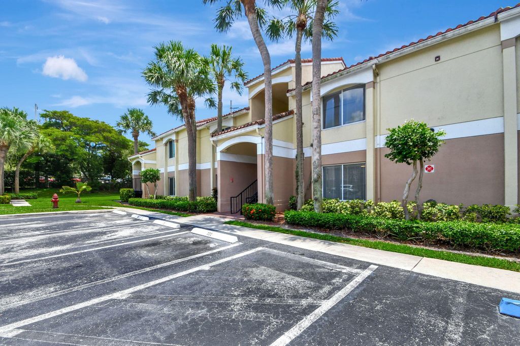 Photo of 815 W Boynton Beach Boulevard #2-103, Boynton Beach, FL 33426 (MLS # R10991103)