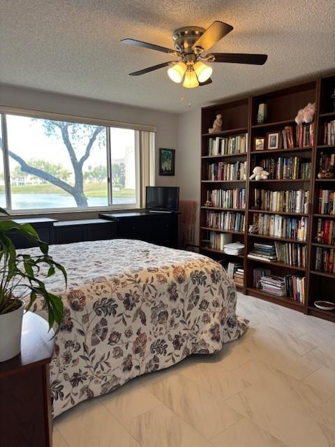 SUNRISE LAKES PHASE IV - Residential