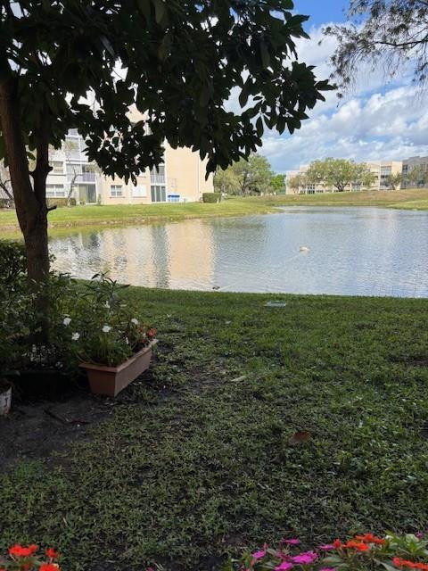 SUNRISE LAKES PHASE IV - Residential