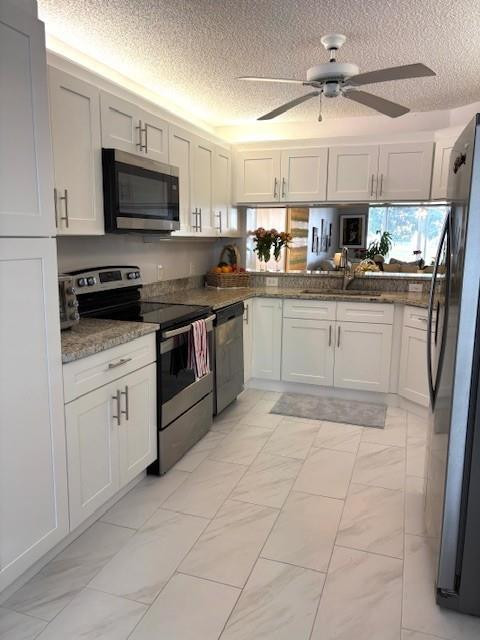 SUNRISE LAKES PHASE IV - Residential