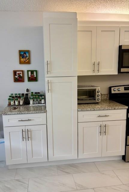 SUNRISE LAKES PHASE IV - Residential