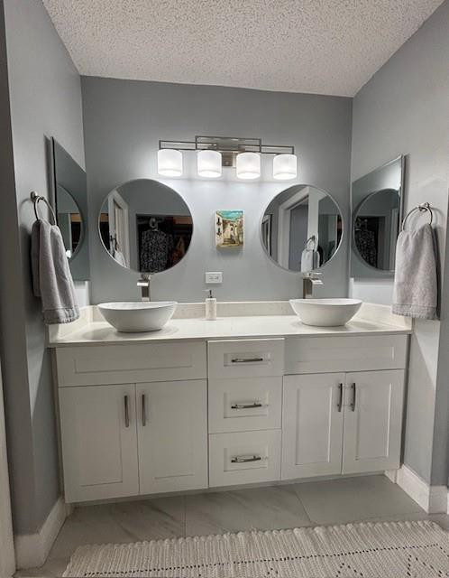 SUNRISE LAKES PHASE IV - Residential