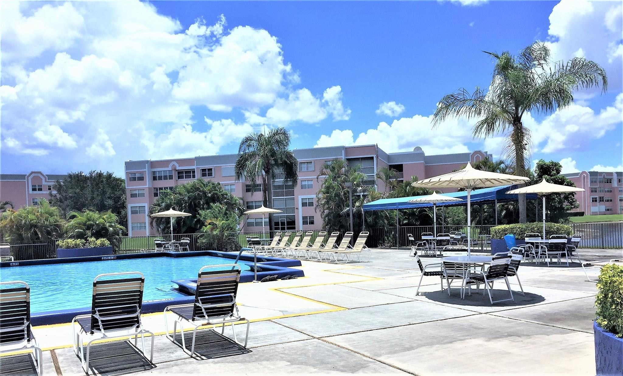 SUNRISE LAKES PHASE IV - Residential