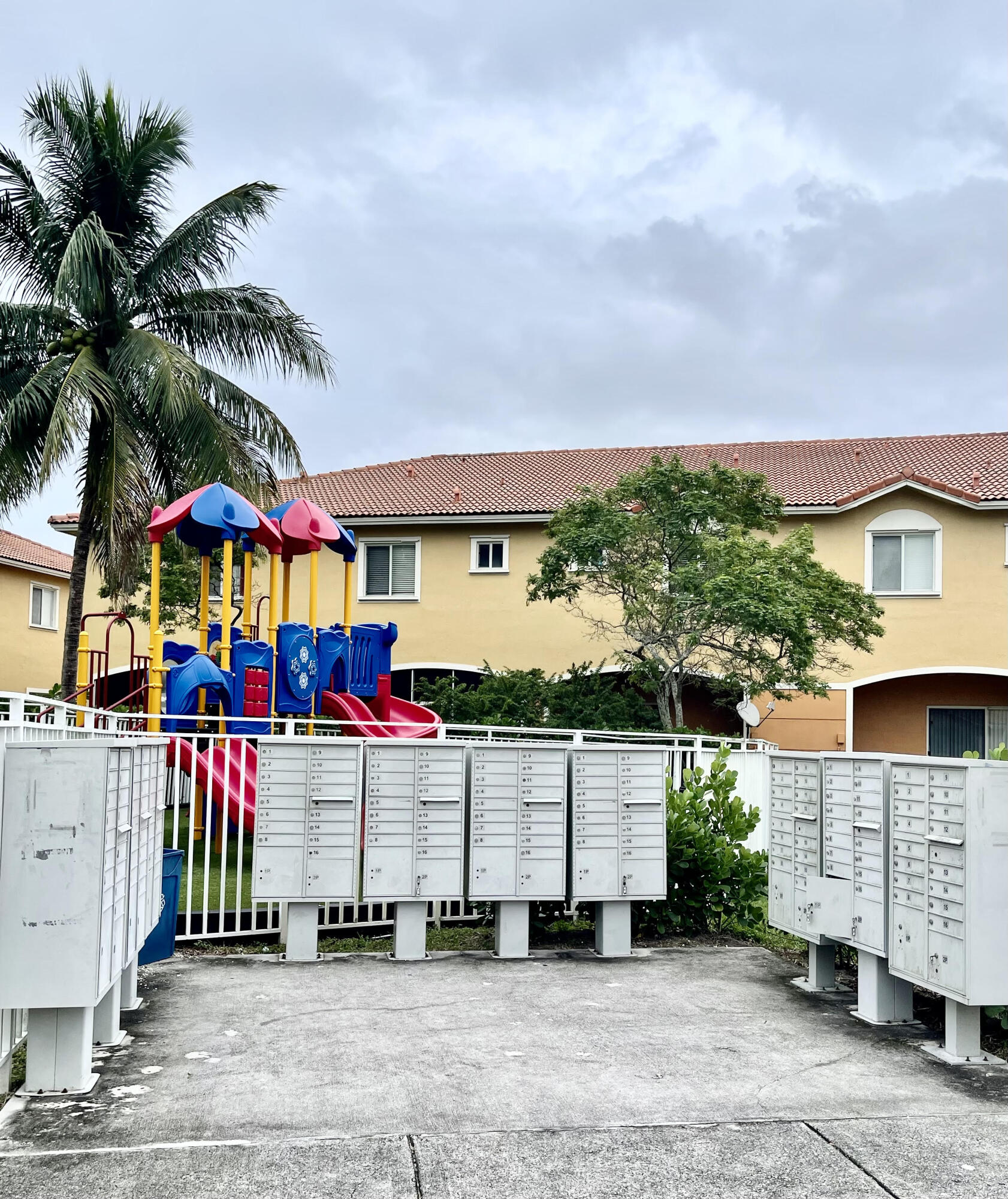 AZTEC PLAT - Residential Lease