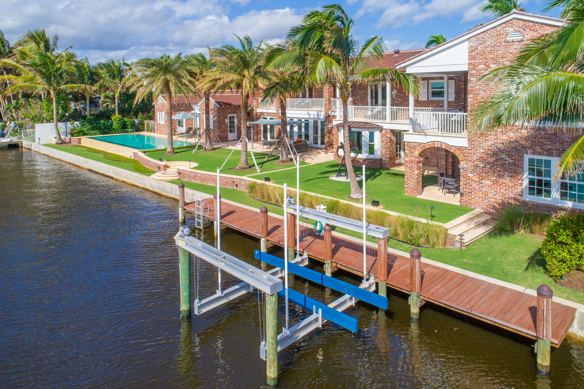 ISLAND RD DEV REV - Residential