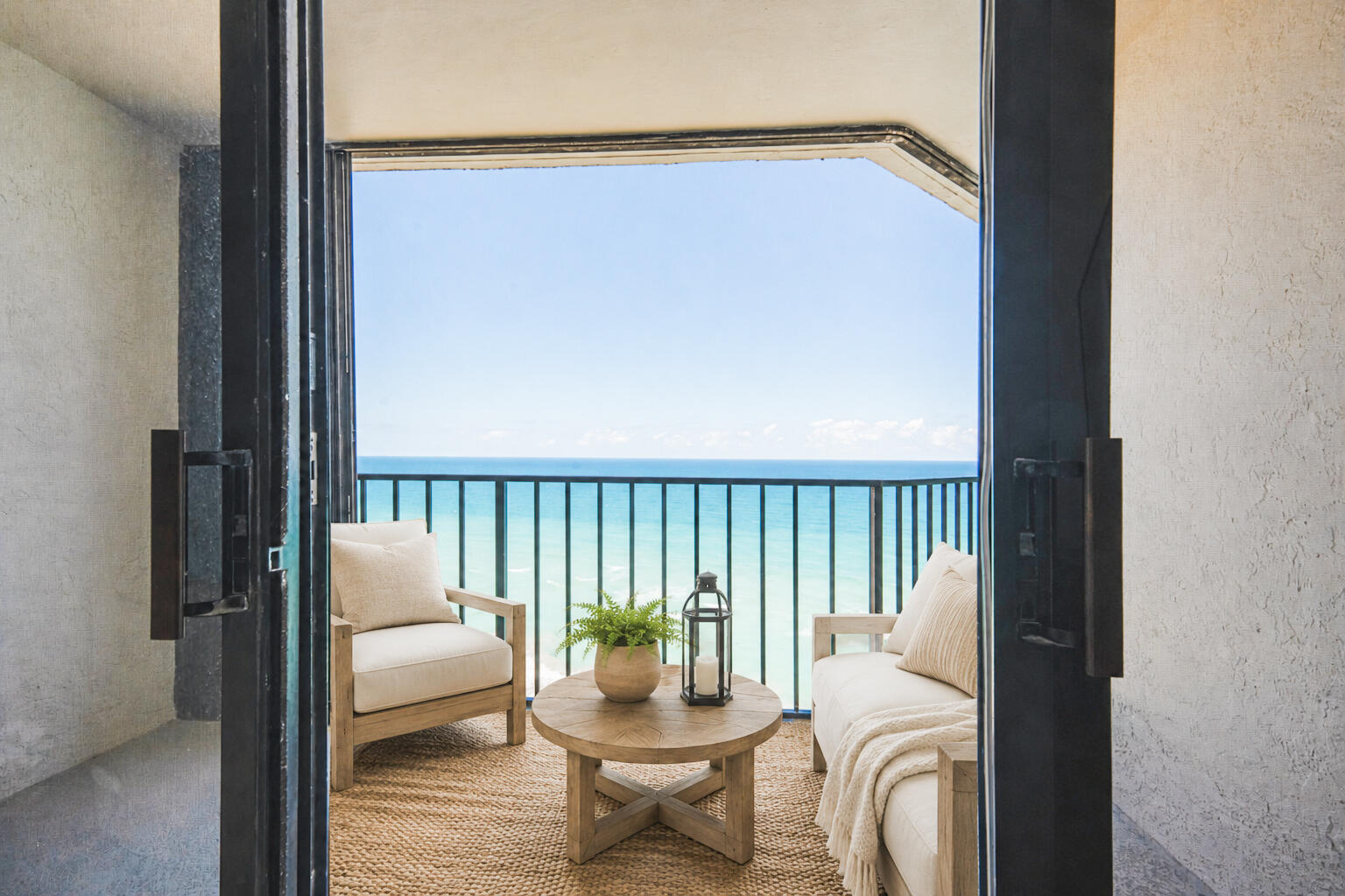PRINCESS OF HUTCHINSON ISLAND - Residential