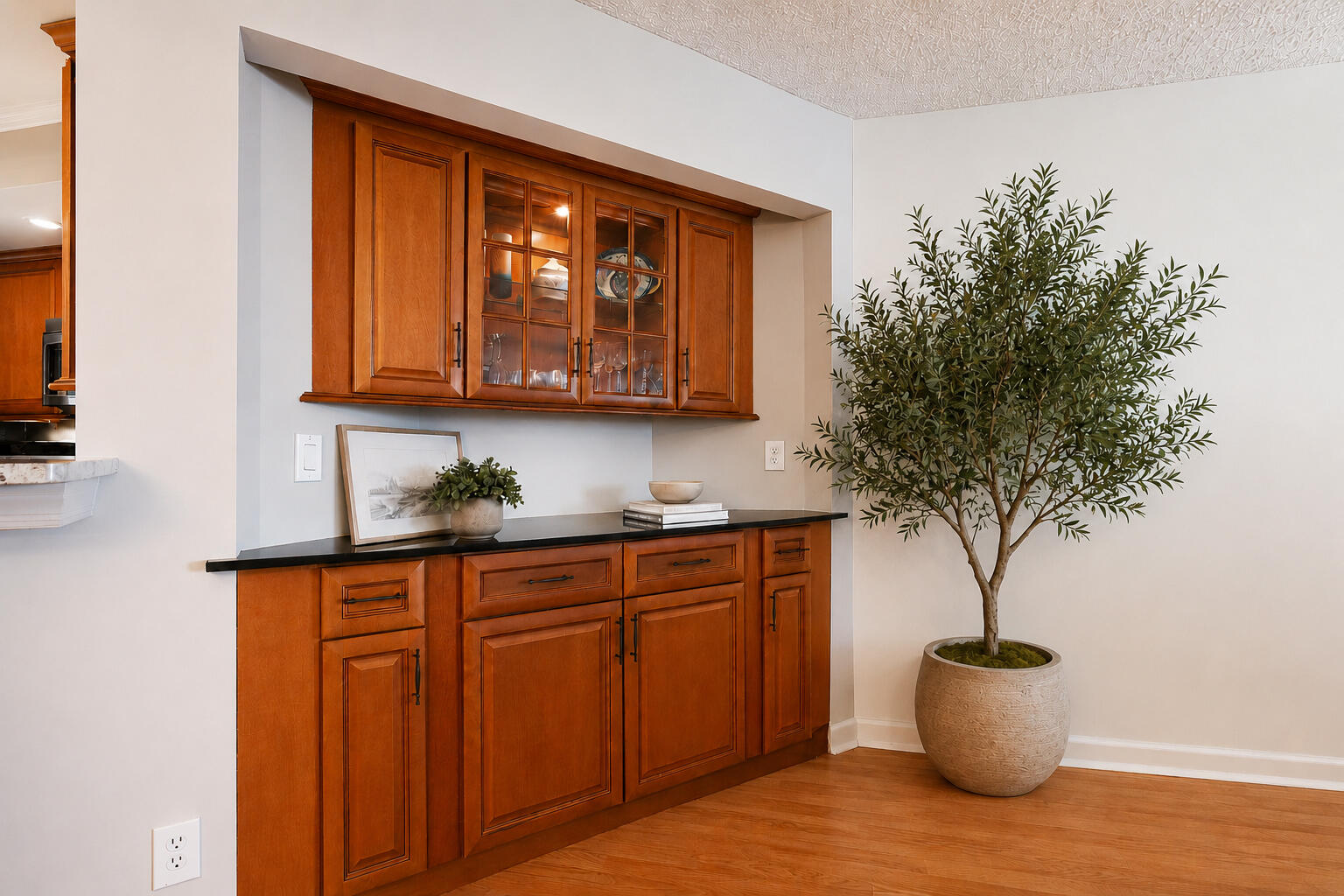 PRINCESS OF HUTCHINSON ISLAND - Residential