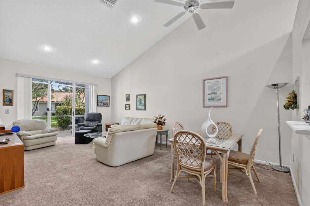 Photo of 10410 PLAZA CENTRO, Boca Raton, FL 33498 (MLS # B26063267)