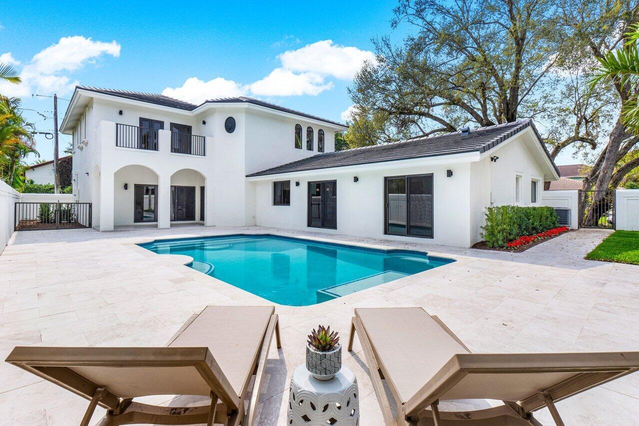 PALM BEACH FARMS CO 10 - Residential