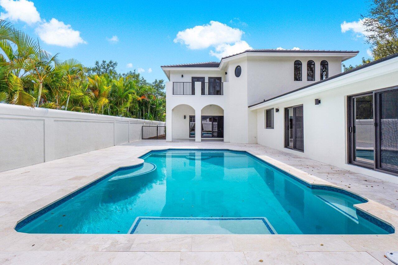 PALM BEACH FARMS CO 10 - Residential