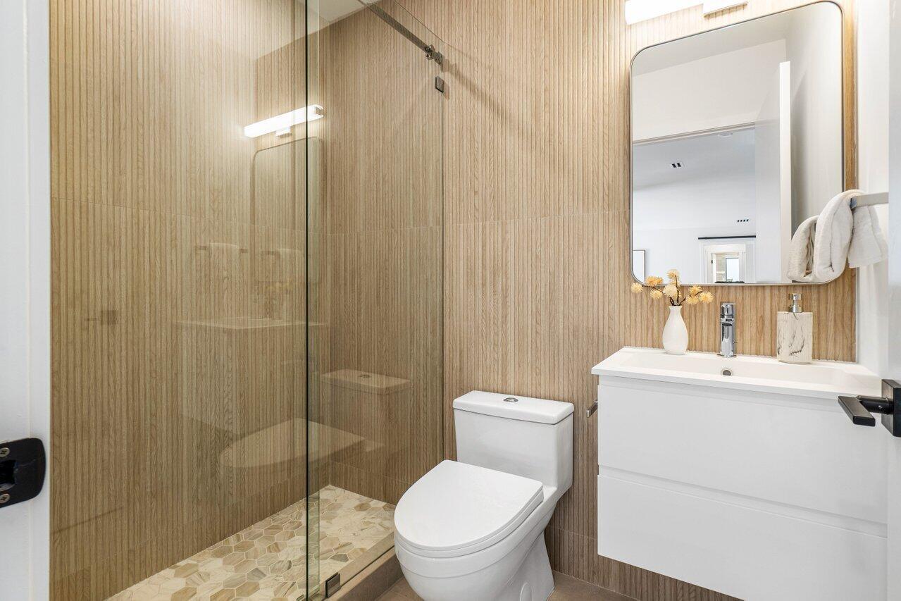 PALM BEACH FARMS CO 10 - Residential