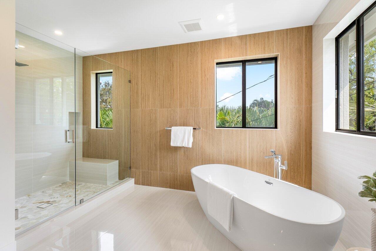 PALM BEACH FARMS CO 10 - Residential