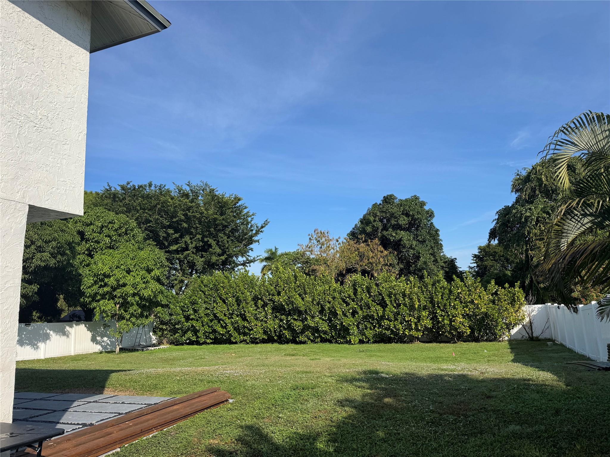 ROYAL PINES EST - Residential