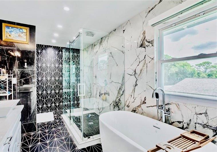 ROYAL PINES EST - Residential