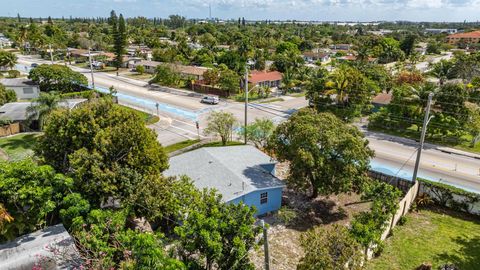 A home in Deerfield Beach