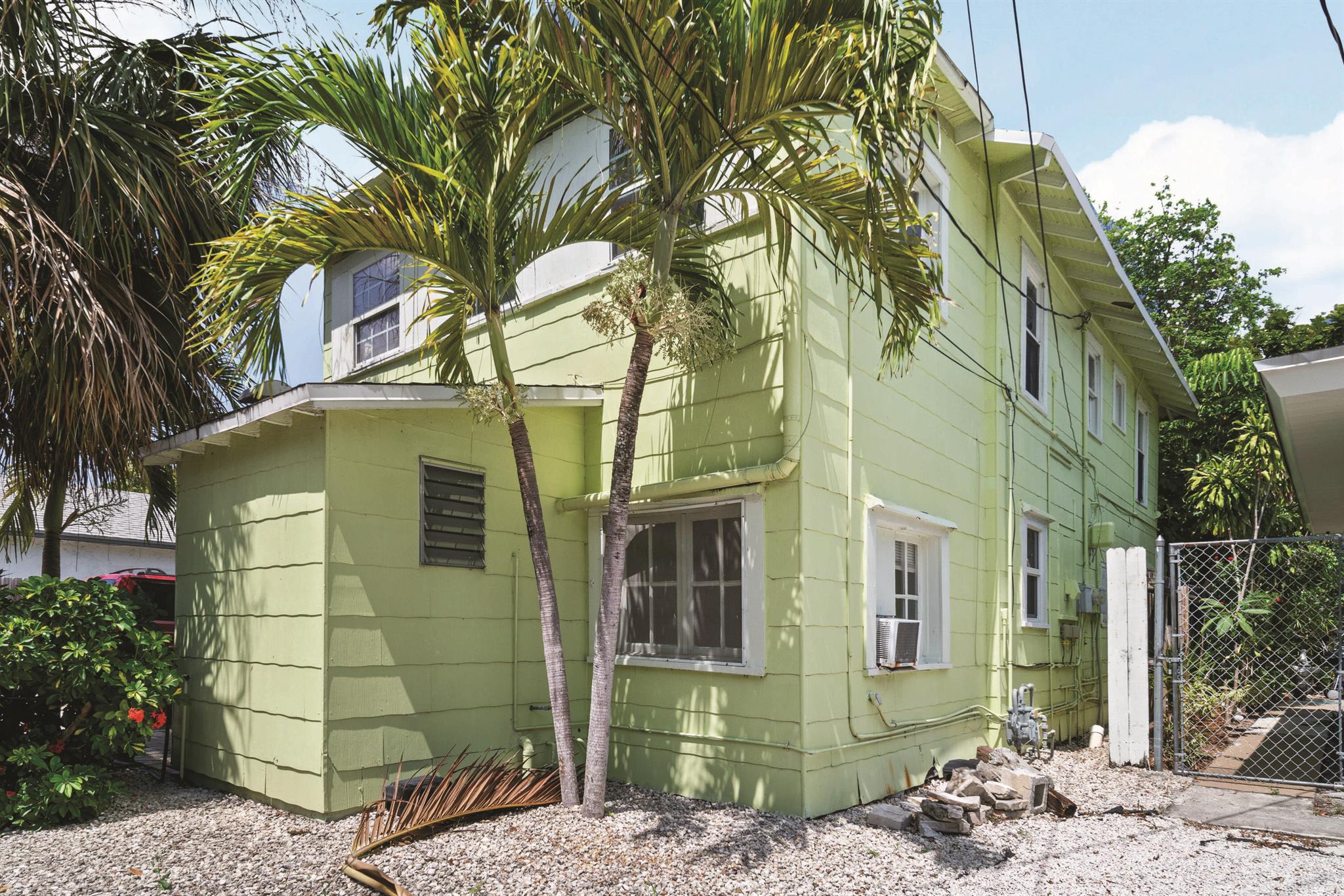 305 S K Street