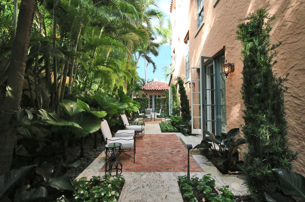 GOLFVIEW - Residential