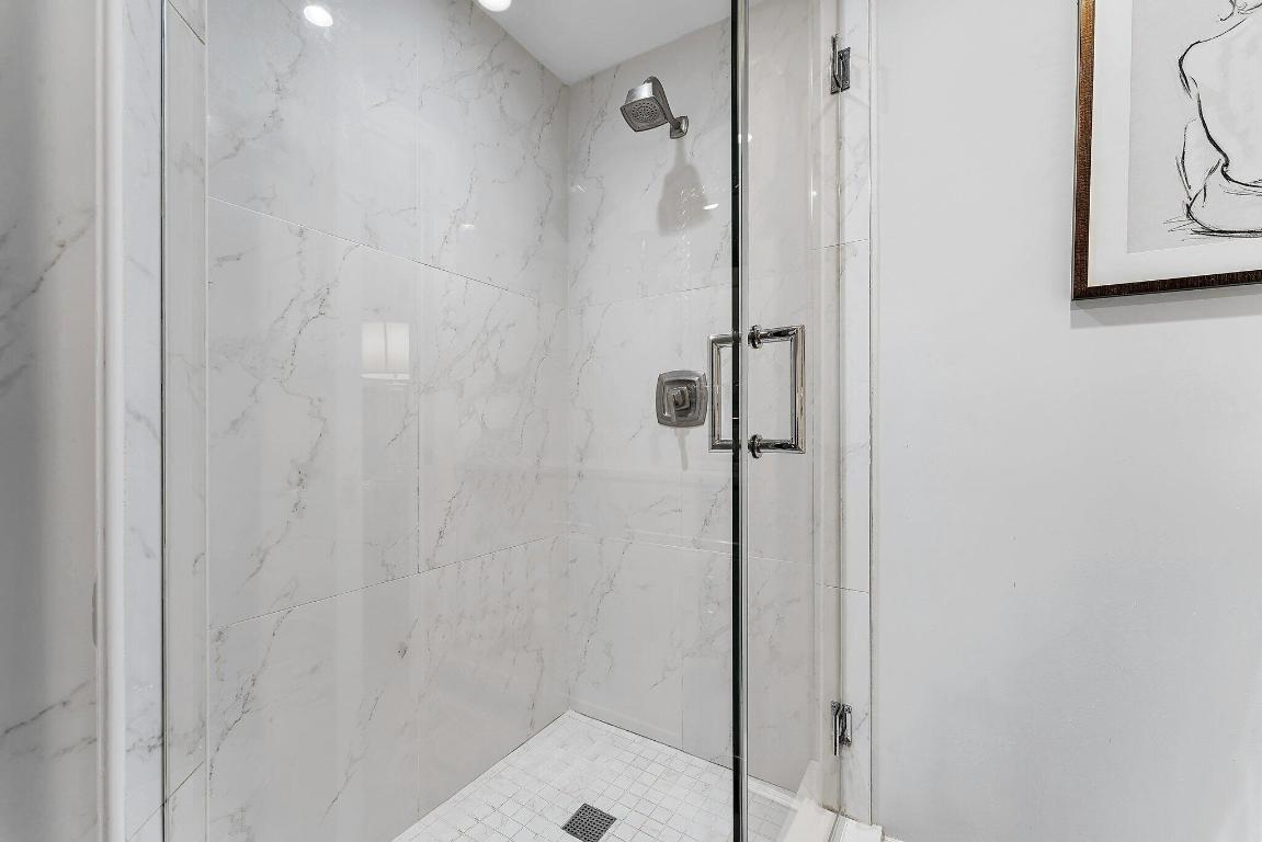 LAKES AT THE BLUFFS - Residential Lease