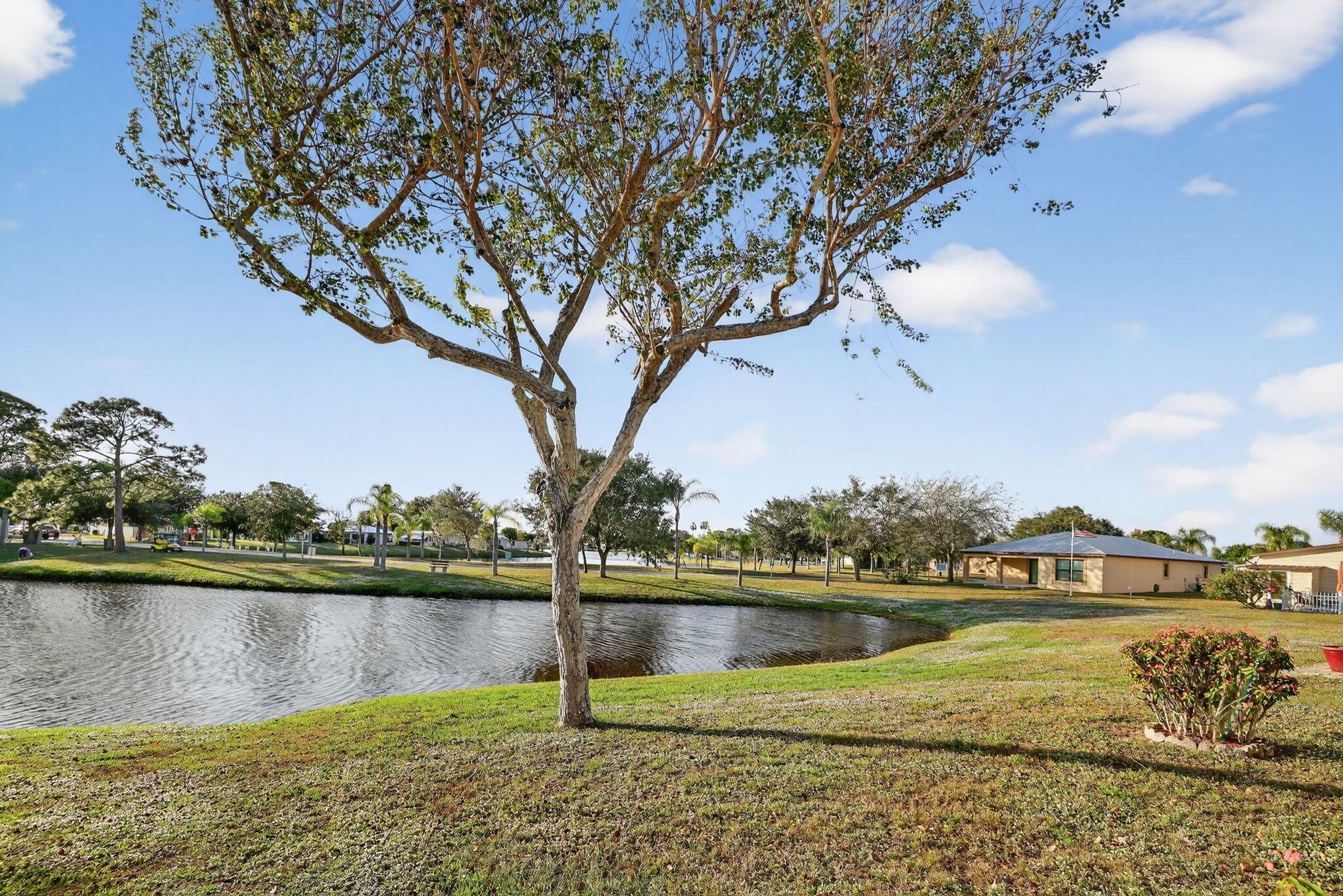 SPANISH LAKES COUNTRY CLU - Residential