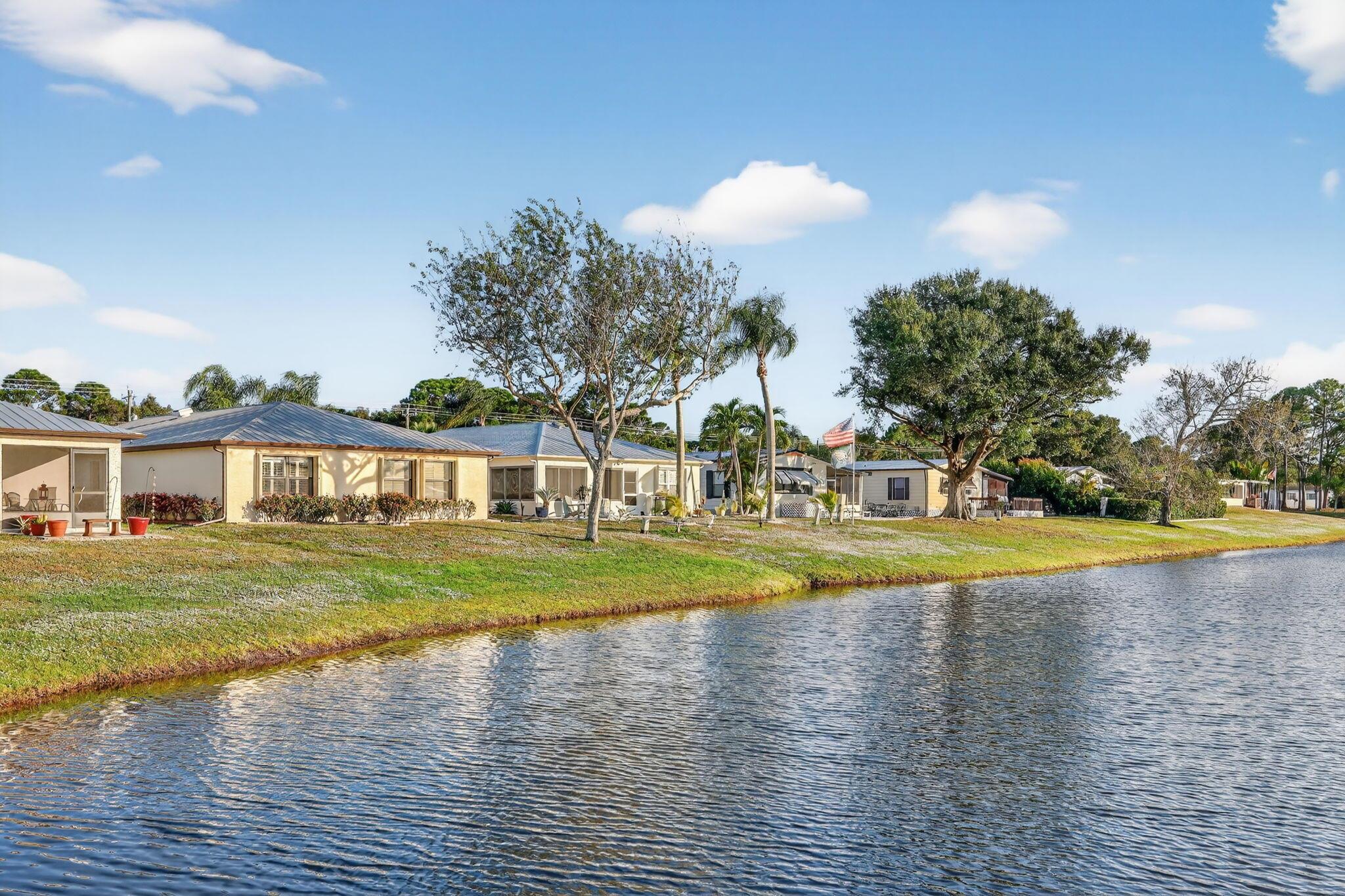 SPANISH LAKES COUNTRY CLU - Residential