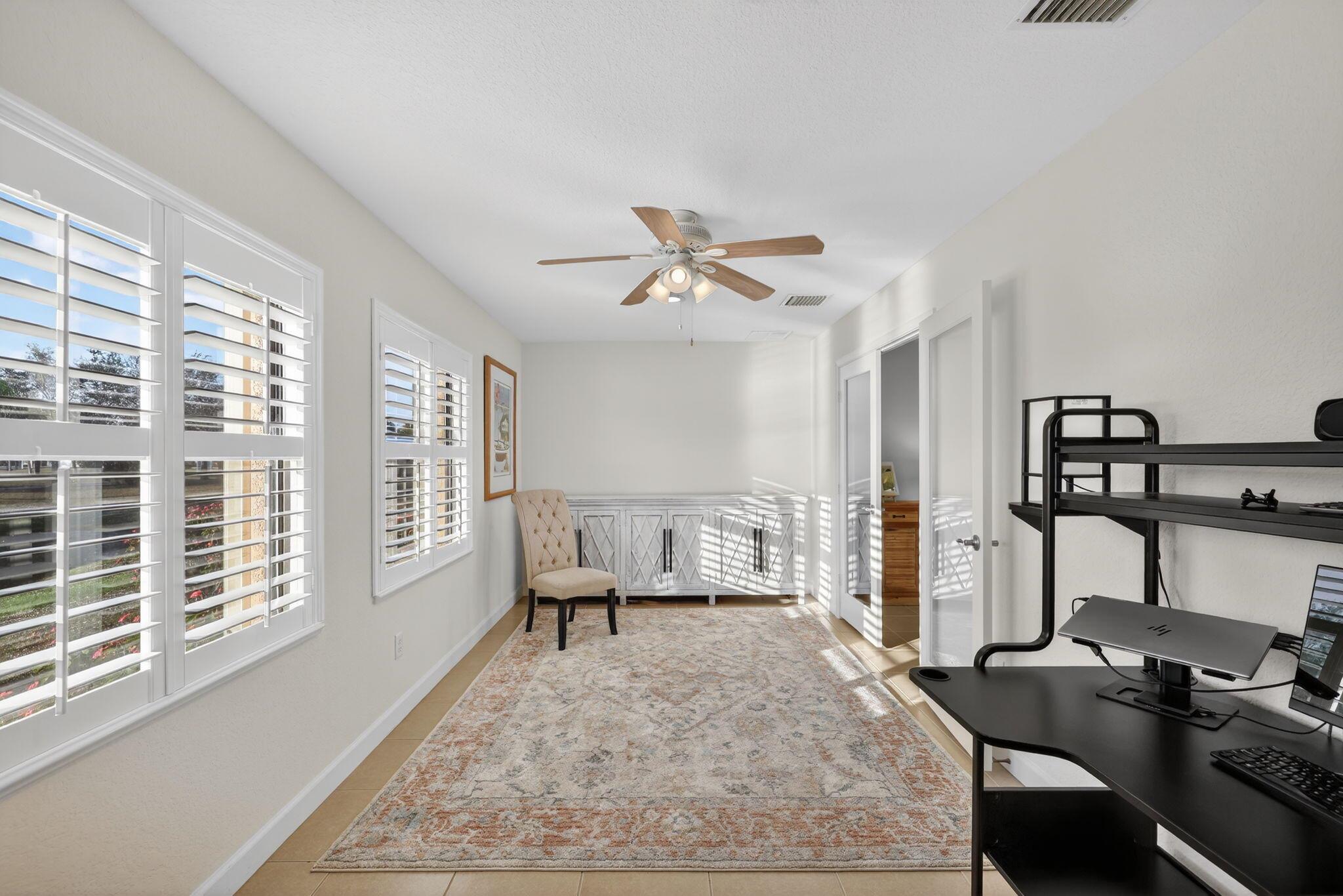 SPANISH LAKES COUNTRY CLU - Residential