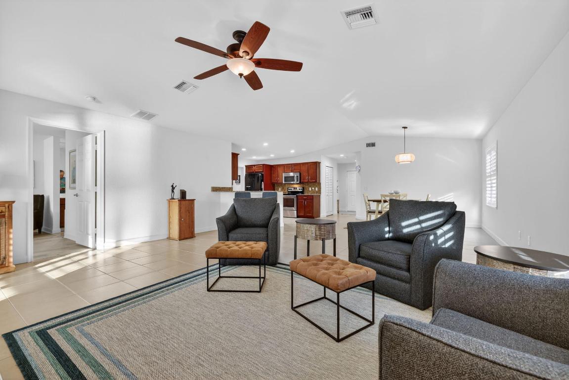 SPANISH LAKES COUNTRY CLUB VILLAGE LEASEHOLD ESTAT - Residential