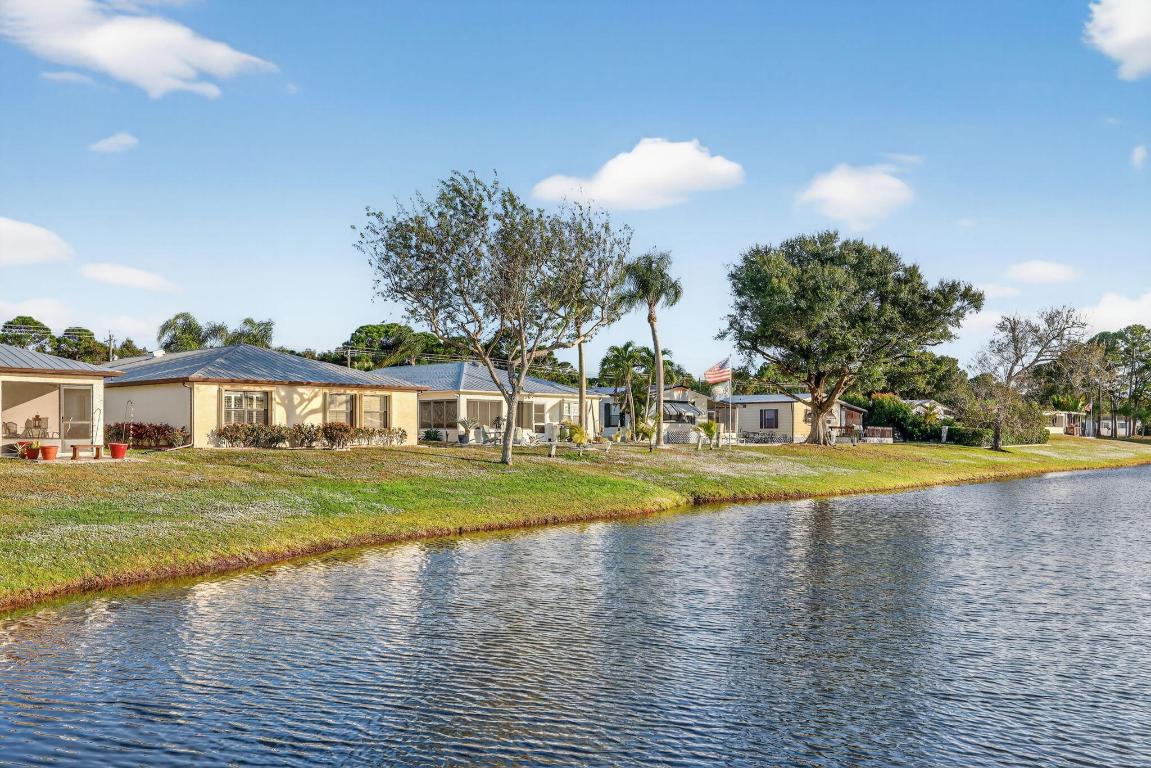 SPANISH LAKES COUNTRY CLUB VILLAGE LEASEHOLD ESTAT - Residential