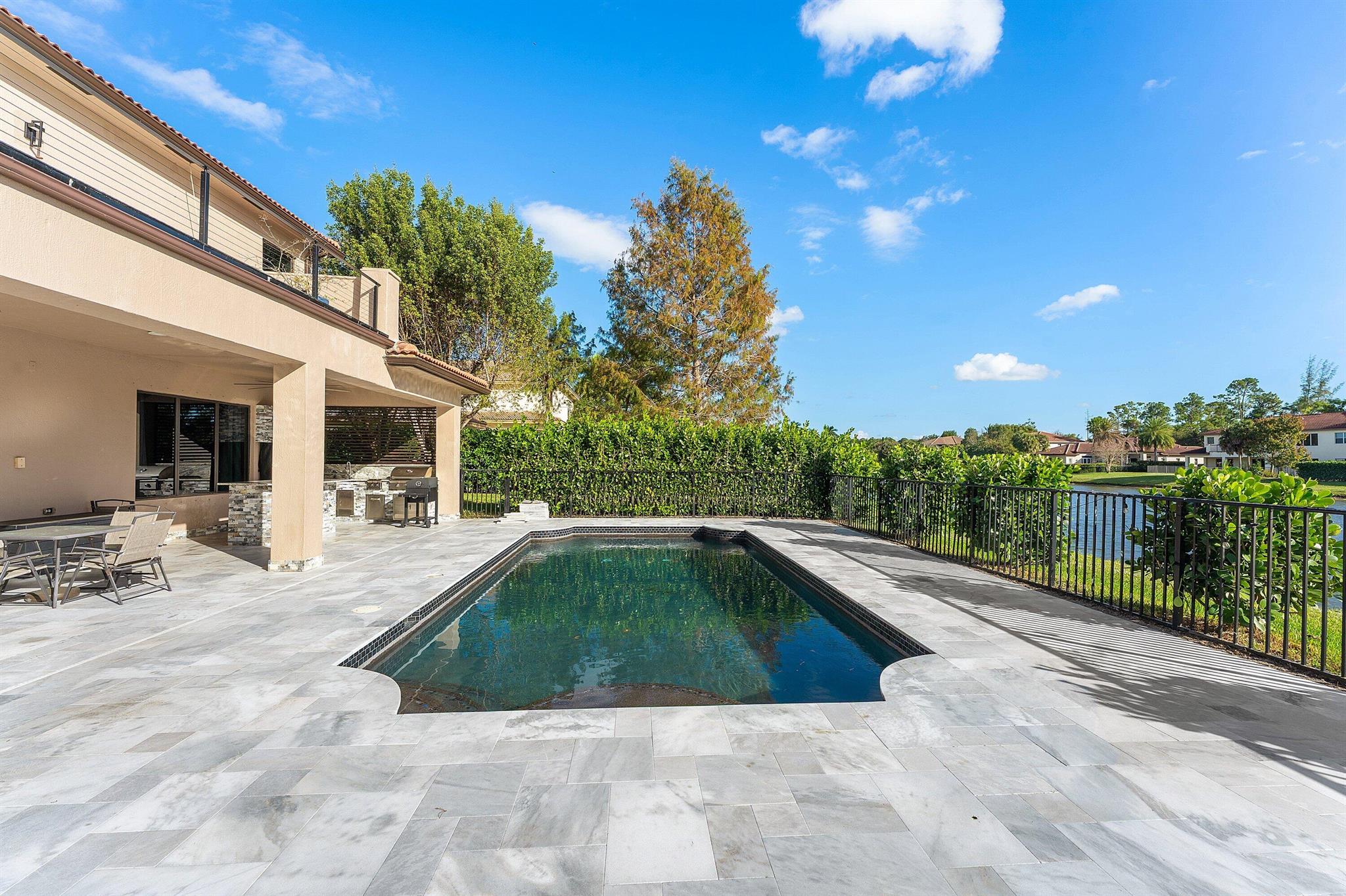 WOODSLANDING - Residential