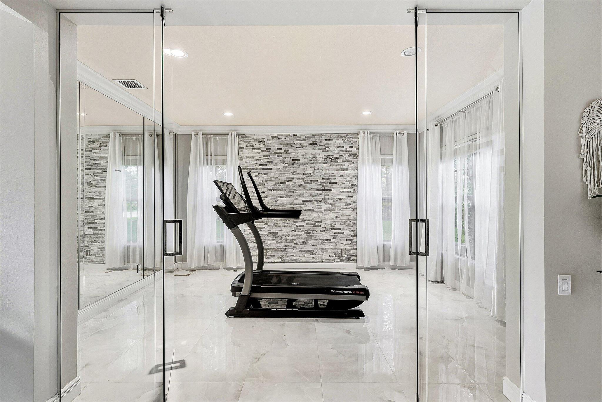 WOODSLANDING - Residential