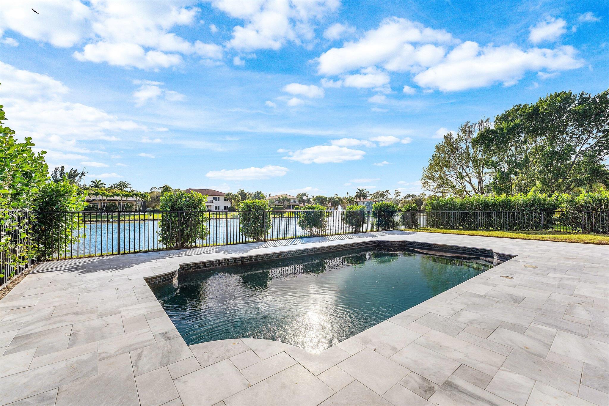 WOODSLANDING - Residential