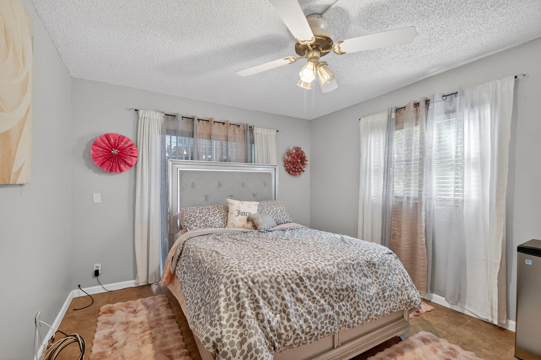 KINGS POINT BURGUNDY CONDOS - Residential