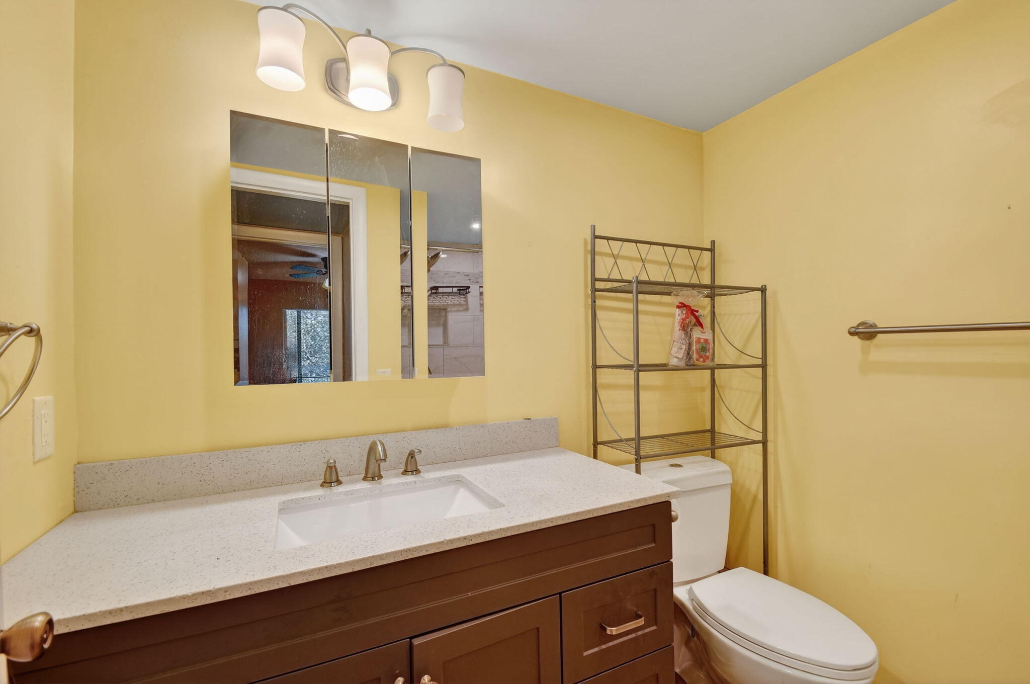 KINGS POINT BURGUNDY CONDOS - Residential