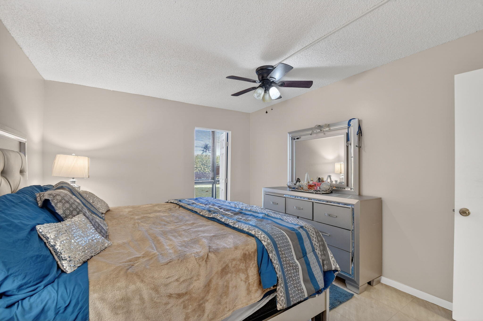 KINGS POINT BURGUNDY CONDOS - Residential