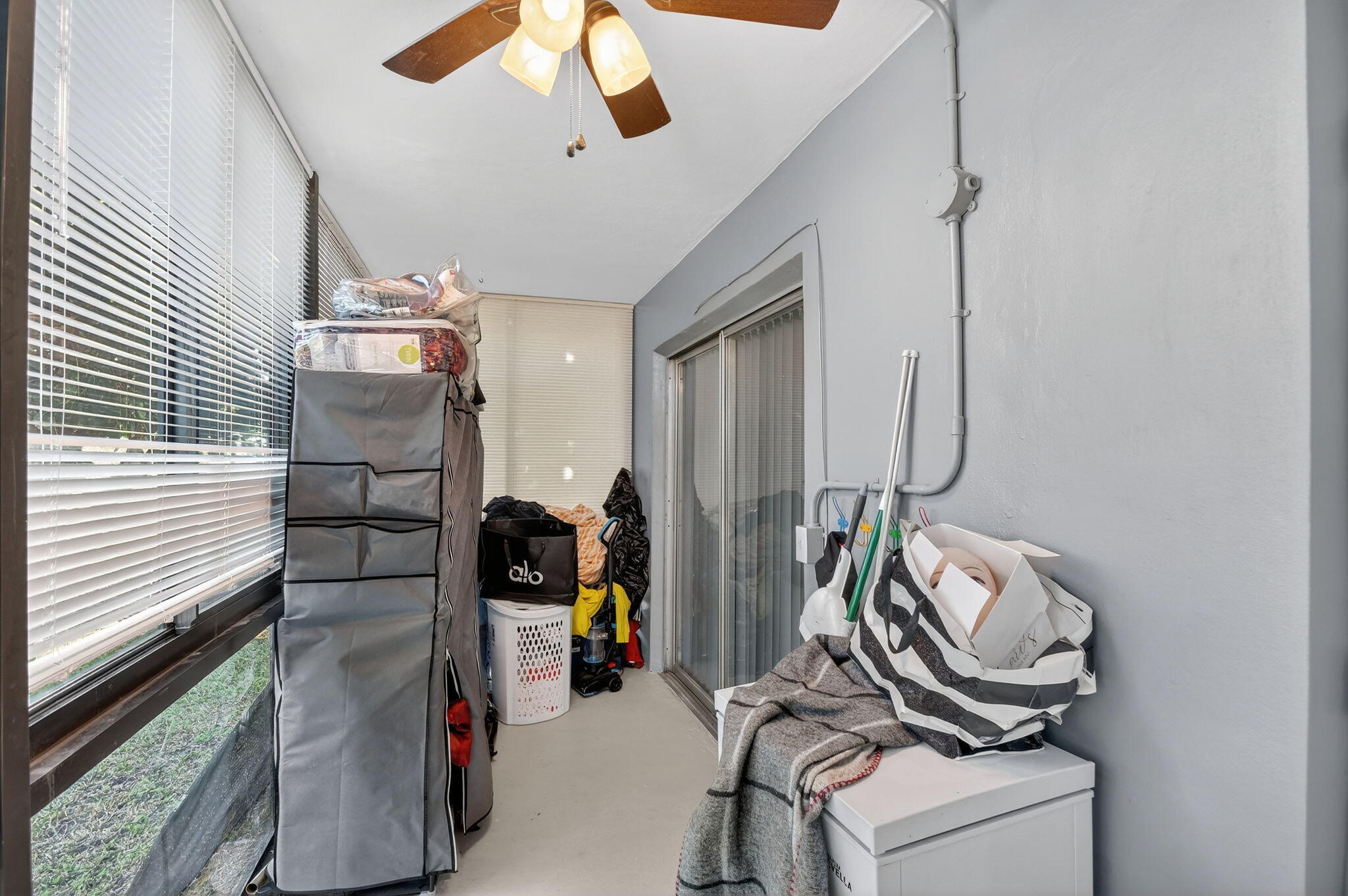 KINGS POINT BURGUNDY CONDOS - Residential